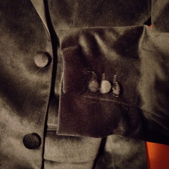 Jacket - Picture 5 of 6